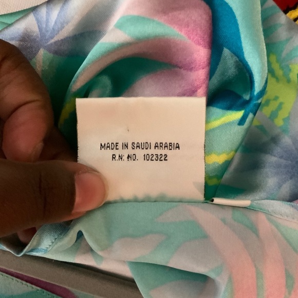 La Fleur Floral Sleeveless Lingerie Satin Top Med - Picture 6 of 8